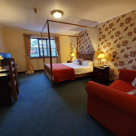 Batemans Mill Hotel & Restaurant Old Tupton エクステリア 写真